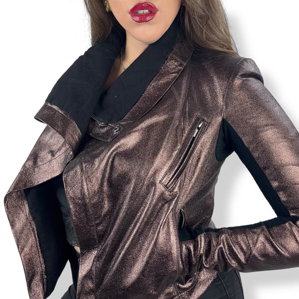VEDA NYC metallic bronze lamb leather fitted cropped biker jacket - Picture 4 of 16
